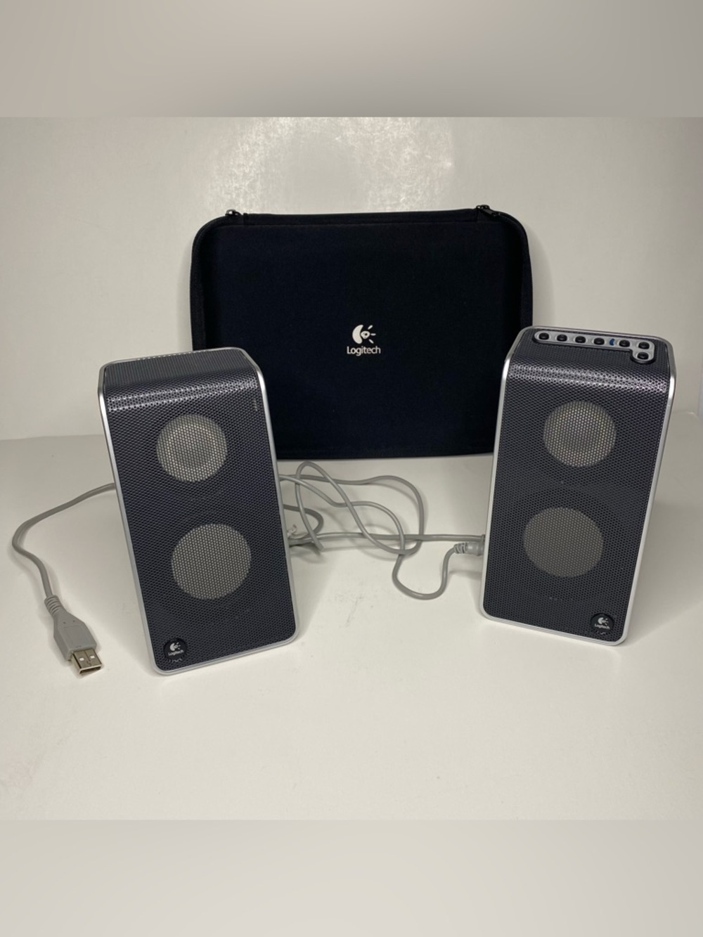 Logitech V20 Portable USB Laptop Speakers with Travel Case